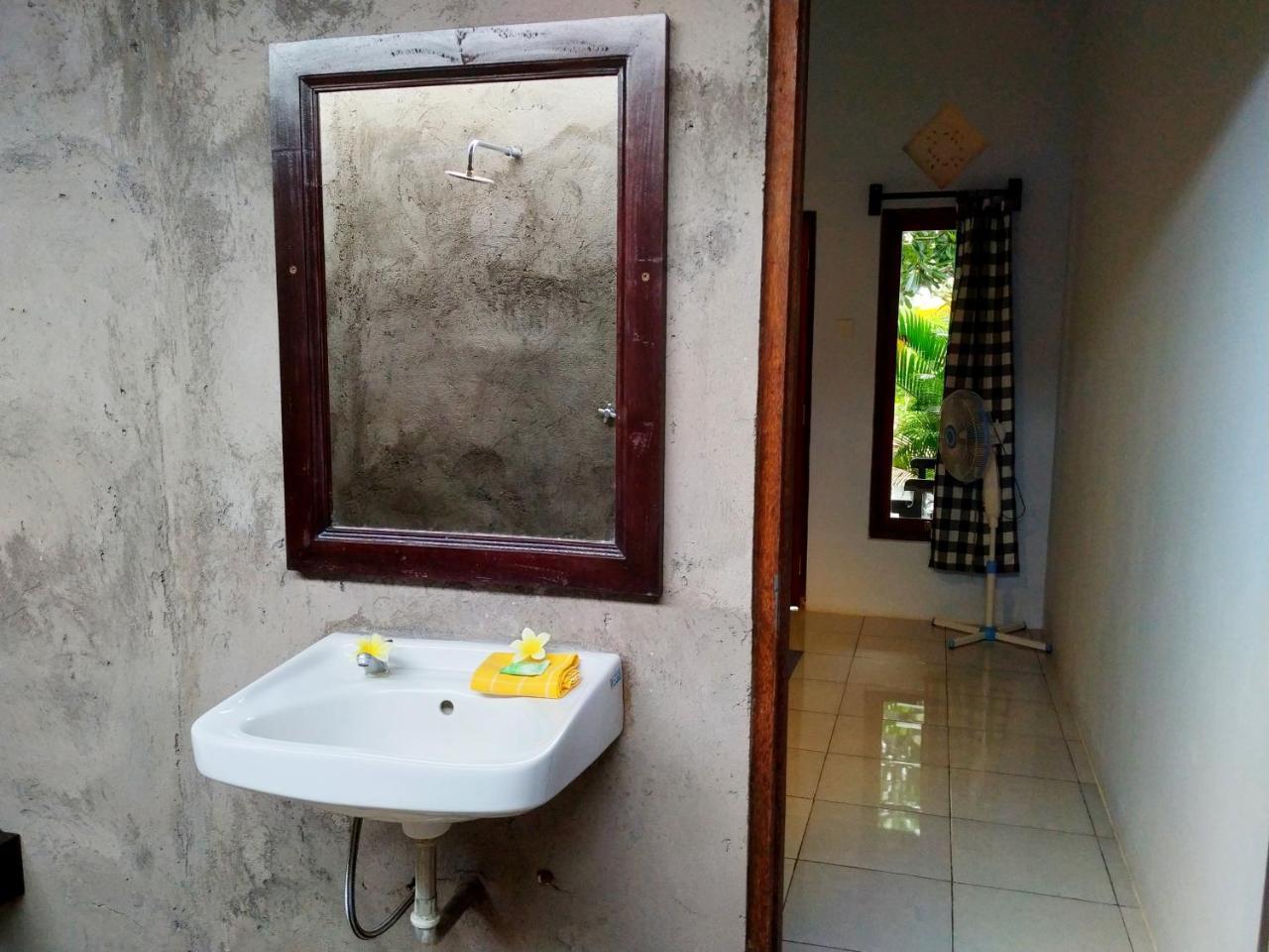 Angga Guest House Pemuteran  Ngoại thất bức ảnh